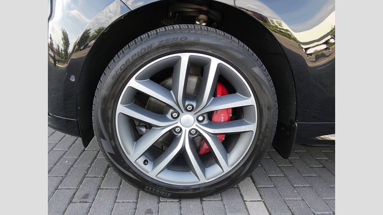 2022 Вживаний Land Rover Range Rover Sport Santorini Black 3.0 litre i6D​ Dynamic SE