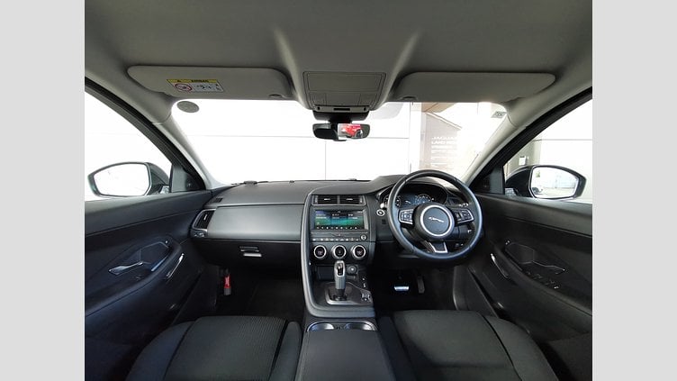 2019 認定中古車 Jaguar E-Pace シリコンシルバー P200 オートマチック全輪駆動 ベースグレード