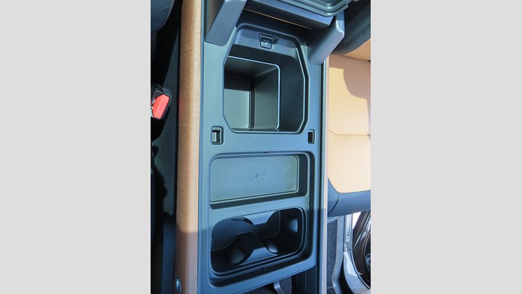 2023 認定中古車 Land Rover Defender 110 カルパチアングレイ D300 AWD（AT） X-DYNAMIC HSE
