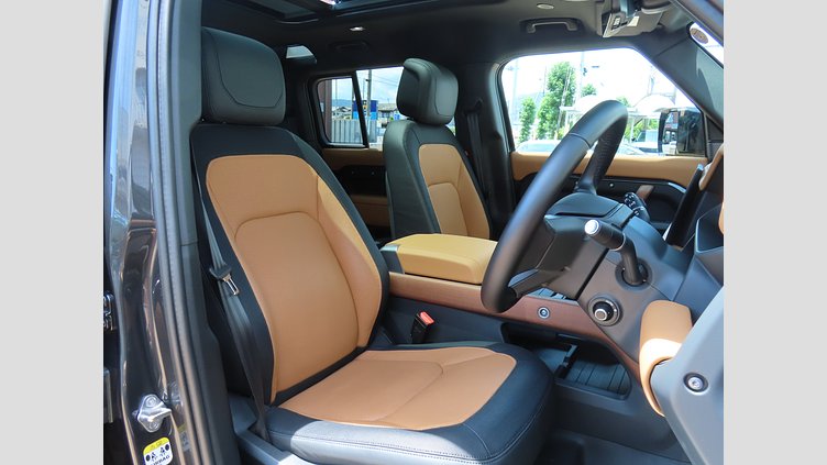 2023 認定中古車 Land Rover Defender 110 カルパチアングレイ D300 AWD（AT） X-DYNAMIC HSE
