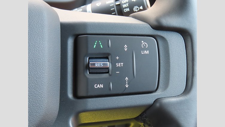 2023 認定中古車 Land Rover Defender 110 カルパチアングレイ D300 AWD（AT） X-DYNAMIC HSE