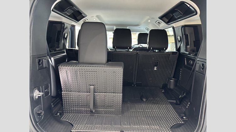 2020 認定中古車 Land Rover Defender 110 タスマンブルー P300 AWD（AT） S