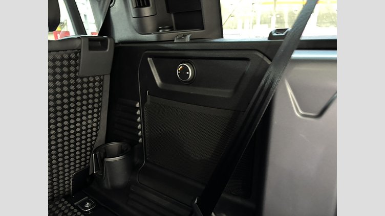 2020 認定中古車 Land Rover Defender 110 タスマンブルー P300 AWD（AT） S