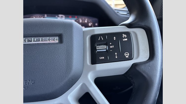 2020 認定中古車 Land Rover Defender 110 タスマンブルー P300 AWD（AT） S