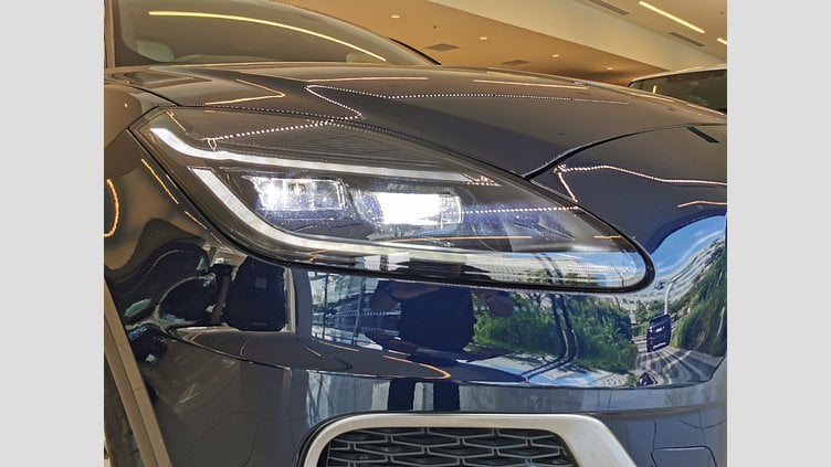 2024 認定中古車 Jaguar E-Pace ポルトフィーノブルー D200マイルドハイブリッド（ディーゼル） R-DYNAMIC SE
