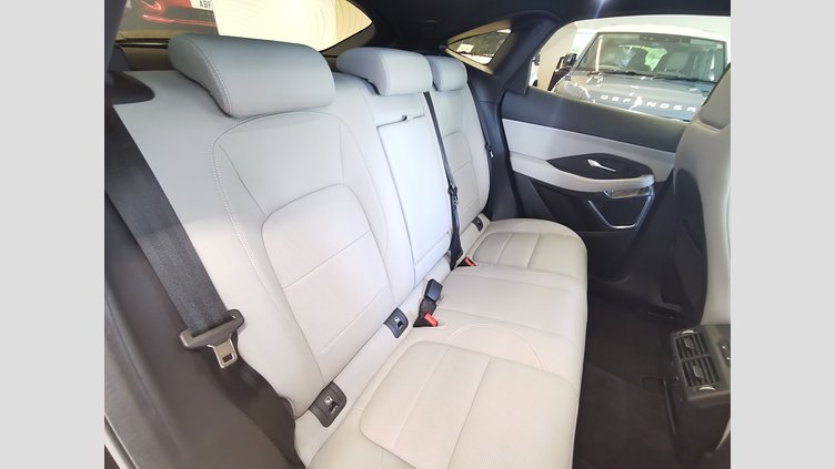 2024 認定中古車 Jaguar E-Pace ポルトフィーノブルー D200マイルドハイブリッド（ディーゼル） R-DYNAMIC SE