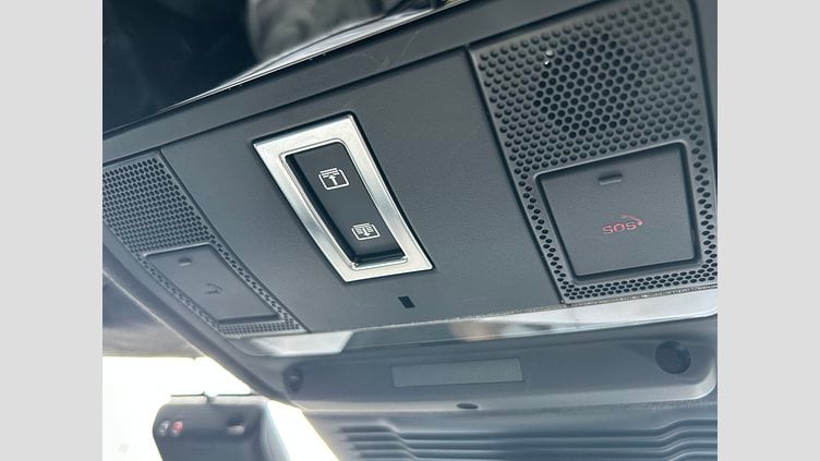2023 認定中古車 Land Rover Range Rover Evoque ノリータグレー P300e AWD（オートマチック）PHEV AUTOBIOGRAPHY