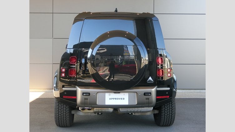 2024 認定中古車 Land Rover Defender 110 サントリーニブラック D350 ディーゼルマイルドハイブリッド X-Dynamic SE