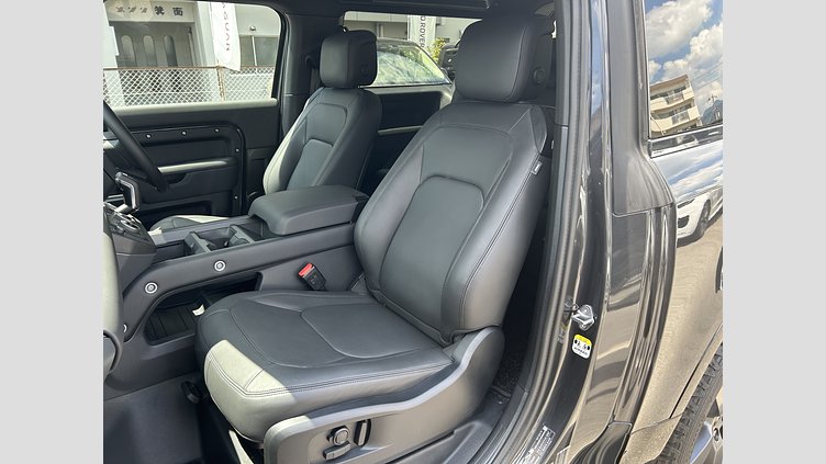 2024 認定中古車 Land Rover Defender 90 カルパチアングレイ D350 ディーゼルマイルドハイブリッド X-Dynamic HSE