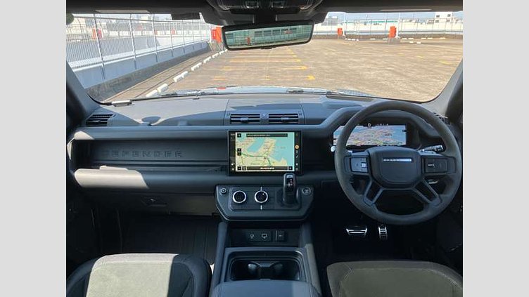 2023 認定中古車 Land Rover Defender 110 カルパチアングレイ P525 AWD (AT) V8