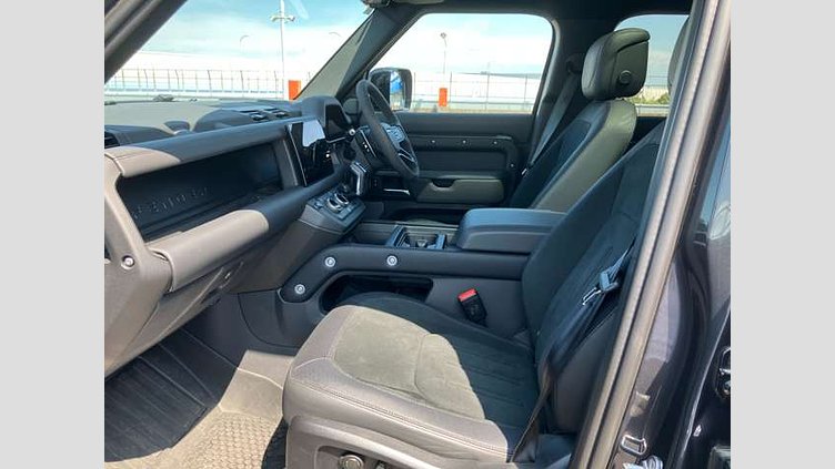 2023 認定中古車 Land Rover Defender 110 カルパチアングレイ P525 AWD (AT) V8