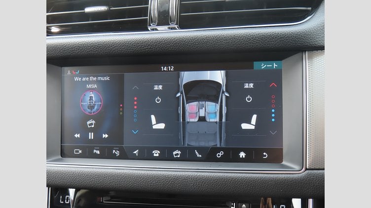 2015 認定中古車 Jaguar XF Yulong White 25T プレステージ