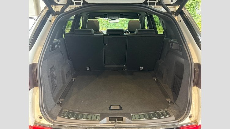 2020 認定中古車 Land Rover Discovery Sport フジホワイト P250 AWD（オートマチック） R-DYNAMIC SE