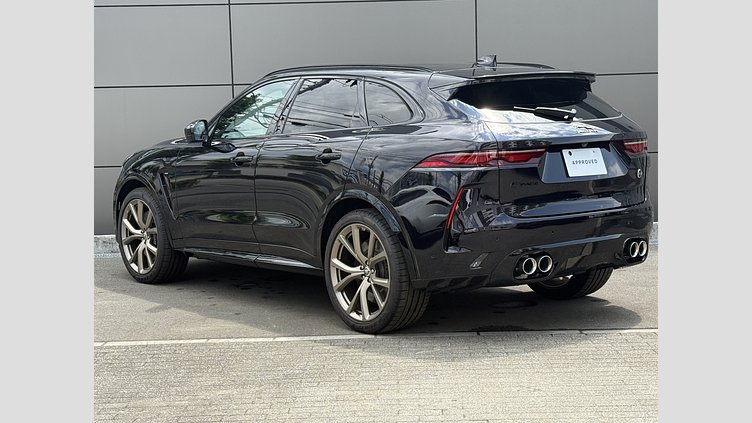 2022 認定中古車 Jaguar F-Pace フジホワイト P550 AWD（オートマチック） SVR