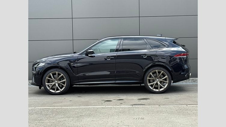 2022 認定中古車 Jaguar F-Pace フジホワイト P550 AWD（オートマチック） SVR