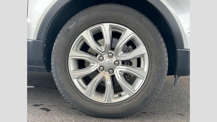 2018 認定中古車 Land Rover Range Rover Evoque Indus Silver 2.0 litre i4P​ SE