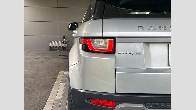 2018 認定中古車 Land Rover Range Rover Evoque Indus Silver 2.0 litre i4P​ SE
