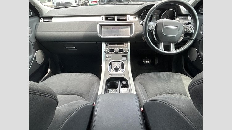 2018 認定中古車 Land Rover Range Rover Evoque Indus Silver 2.0 litre i4P​ SE