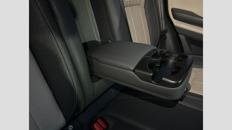 2017 認定中古車 Land Rover Range Rover Evoque Fuji White 2.0 litre Si4 Petrol SE