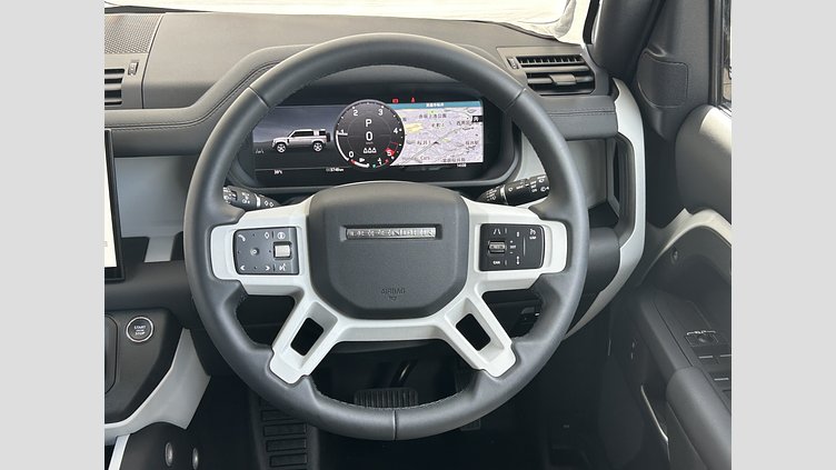 2024 認定中古車 Land Rover Defender 110 フジホワイト D350 ディーゼルマイルドハイブリッド S
