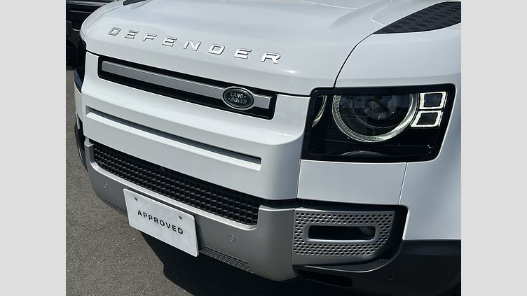 2024 認定中古車 Land Rover Defender 110 フジホワイト D350 ディーゼルマイルドハイブリッド S
