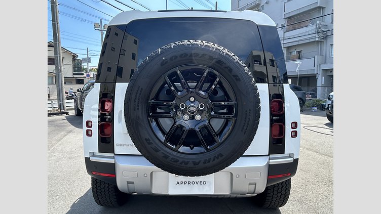 2024 認定中古車 Land Rover Defender 110 フジホワイト D350 ディーゼルマイルドハイブリッド S