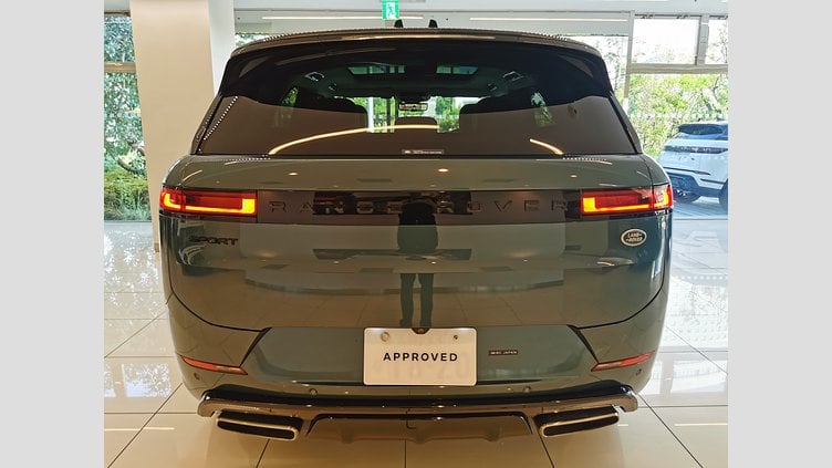 2023 認定中古車 Land Rover Range Rover Sport ジオラグリーン 3.0リッター6気筒400PSターボチャージドガソリンMHEV（オートマチック） FIRST EDITION