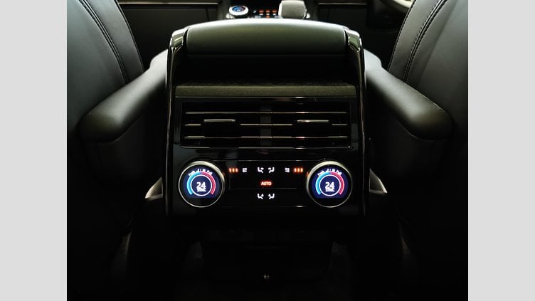 2023 認定中古車 Land Rover Range Rover Sport ジオラグリーン 3.0リッター6気筒400PSターボチャージドガソリンMHEV（オートマチック） FIRST EDITION