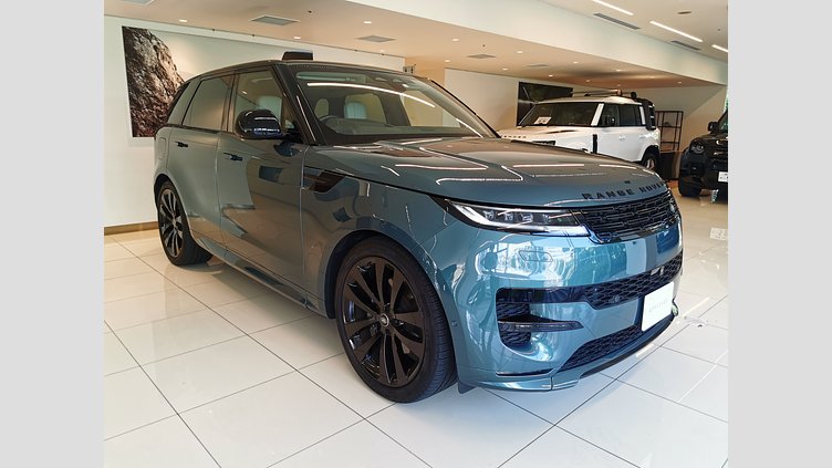 2023 認定中古車 Land Rover Range Rover Sport ジオラグリーン 3.0リッター6気筒400PSターボチャージドガソリンMHEV（オートマチック） FIRST EDITION