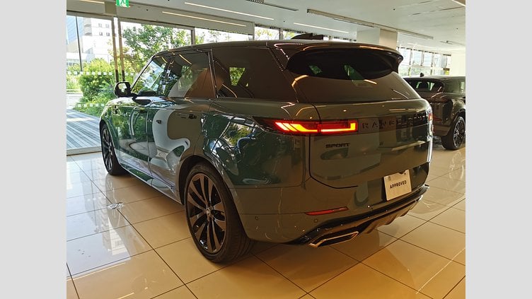 2023 認定中古車 Land Rover Range Rover Sport ジオラグリーン 3.0リッター6気筒400PSターボチャージドガソリンMHEV（オートマチック） FIRST EDITION