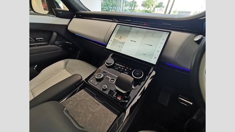 2023 認定中古車 Land Rover Range Rover Sport ジオラグリーン 3.0リッター6気筒400PSターボチャージドガソリンMHEV（オートマチック） FIRST EDITION
