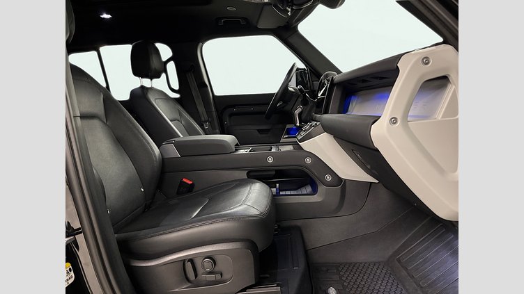 2022 Approved Land Rover Defender 110 Santorini Black 3.0 litre i6D​ SE 250PS AWD