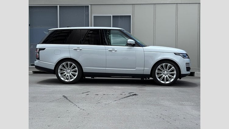 2019 認定中古車 Land Rover Range Rover ユーロンホワイト 3.0リッターTDV6ディーゼル（258 PS） スタンダードホイールベース VOGUE