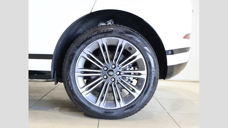 2024 認定中古車 Land Rover Range Rover Evoque フジホワイト プラグインハイブリッド（ガソリン） Standard Wheelbase DYNAMIC HSE