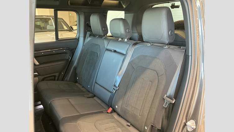 2023 認定中古車 Land Rover Defender 110 カルパチアングレイ P525 AWD (AT) V8 CARPATHIAN EDITION