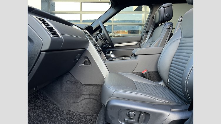 2024 認定中古車 Land Rover Discovery サントリーニブラック D350マイルドハイブリッド（ディーゼル） Dynamic HSE
