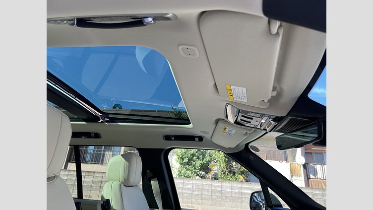 2024 認定中古車 Land Rover Range Rover バトゥミゴールド D350 AWD MHEV（AT） スタンダードホイールベース HSE