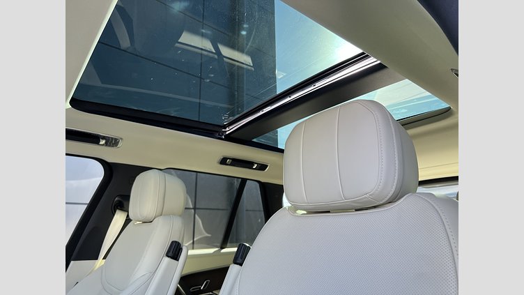 2024 認定中古車 Land Rover Range Rover バトゥミゴールド D350 AWD MHEV（AT） スタンダードホイールベース HSE