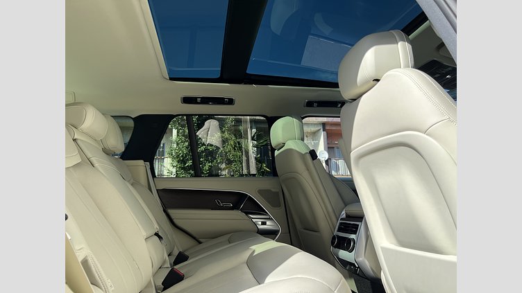 2024 認定中古車 Land Rover Range Rover バトゥミゴールド D350 AWD MHEV（AT） スタンダードホイールベース HSE