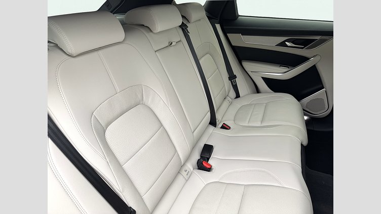 2023 Approved Jaguar F-Pace Santorini Black D200 AWD AUTO MHEV R-DYNAMIC SE