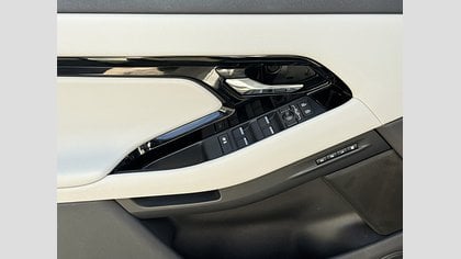 Range Rover Evoque 11