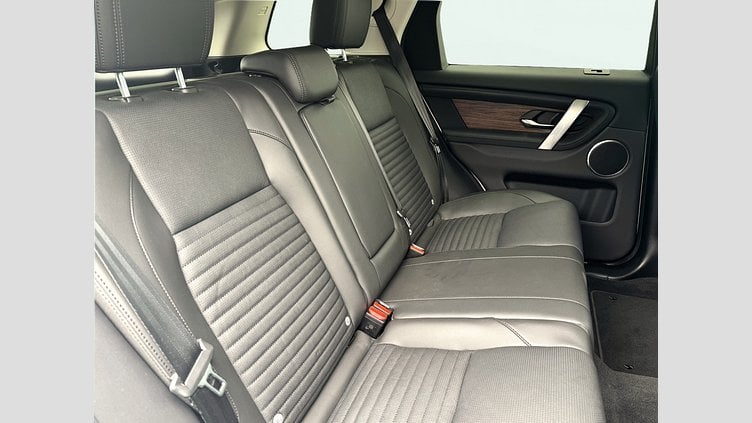 2024 Approved Land Rover Discovery Sport Fuji White D200 Diesel MHEV Standardowy rozstaw osi S