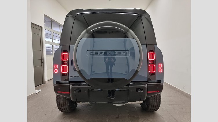 2025 Nova vozila Land Rover Defender 110 Tasman Blue D250 AWD AUTOMATIC MHEV X-DYNAMIC SE 