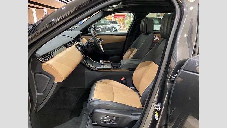2024 認定中古車 Land Rover Range Rover Velar カルパチアングレイ D200マイルドハイブリッド（ディーゼル） スタンダードホイールベース Dynamic HSE