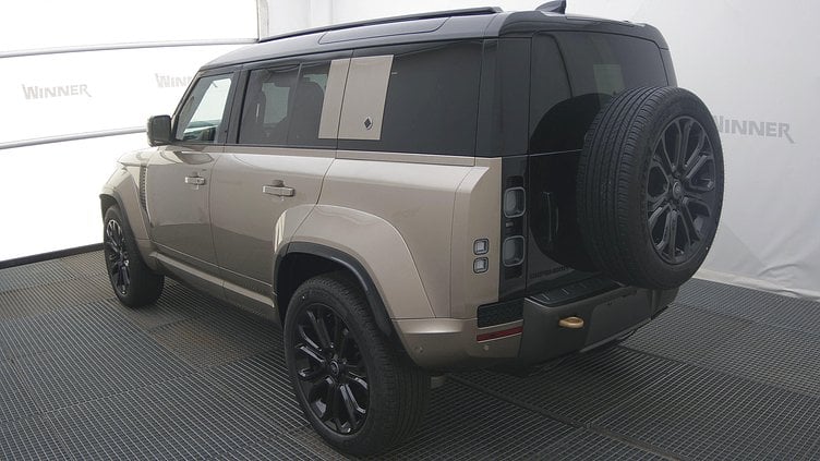 2025 Новий Land Rover Defender 110 Petra Copper 4WD OCTA
