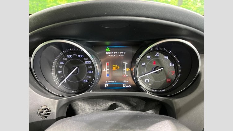 2015 認定中古車 Jaguar XE Yulong White 2WD プレステージ