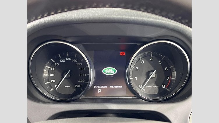 2015 認定中古車 Land Rover Discovery Sport Yulong White 2.0 litre Si4 Petrol HSE