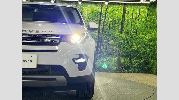 2015 認定中古車 Land Rover Discovery Sport Yulong White 2.0 litre Si4 Petrol HSE