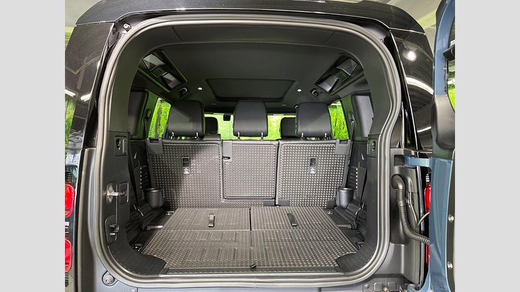 2023 認定中古車 Land Rover Defender 110 タスマンブルー D300 AWD（AT） X-DYNAMIC SE