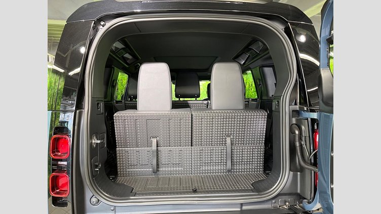 2023 認定中古車 Land Rover Defender 110 タスマンブルー D300 AWD（AT） X-DYNAMIC SE